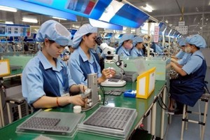 Xuất khẩu nhóm hàng điện tử, máy tính và linh kiện tăng mạnh.