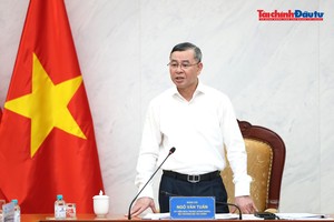 Bộ trưởng Bộ Tài chính Ngô Văn Tuấn phát biểu kết luận hội nghị giao ban.