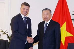Tổng Bí thư, Chủ tịch nước Tô Lâm tiếp ông Angus Taylor, Lãnh đạo Liên đảng đối lập, Chủ tịch Đảng Tự do Australia. (Ảnh: Thống Nhất/TTXVN)