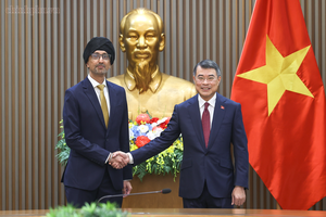 Thủ tướng Chính phủ Lê Minh Hưng tiếp Đại sứ Singapore tại Việt Nam Rajpal Singh - Ảnh: chinhphu.vn/Nhật Bắc