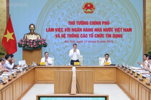 Thủ tướng Chính phủ Lê Minh Hưng chủ trì cuộc làm việc với Ngân hàng Nhà nước Việt Nam (NHNN) và hệ thống các tổ chức tín dụng - Ảnh: chinhphu.vn.