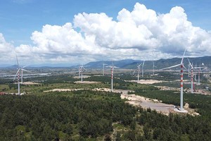 Một dự án điện gió đã đi vào vận hành tại Khu kinh tế Nhơn Hội (tỉnh Gia Lai) (Ảnh: P.V) 