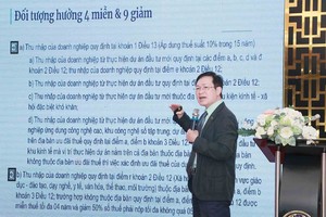 PGS.TS Nguyễn Hồng Thắng, Trưởng Bộ môn Tài chính công, Trường Đại học Kinh tế TP.HCM phân tích về các chính sách thuế mới. Ảnh: TT