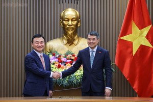 Thủ tướng Lê Minh Hưng tiếp Tổng Giám đốc điều hành Samsung điện tử Roh Tae Moon. Ảnh: chinhphu.vn