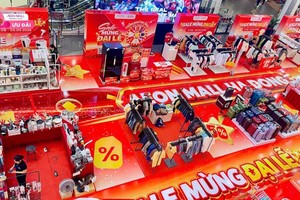 Kỳ nghỉ 2/9 kéo dài 5 ngày kéo theo làn sóng đi lại, mua sắm tăng mạnh, nhưng người tiêu dùng ngày càng tính toán kỹ hơn khi chi tiêu. Ảnh: AEON Hà Đông