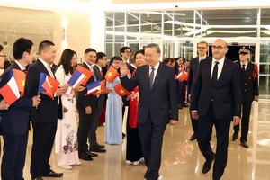 Tổng Bí thư, Chủ tịch nước Tô Lâm bắt đầu thăm chính thức Cộng hòa Pháp 