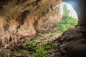 Phong Nha- Kẻ Bàng được mệnh danh là "Vương quốc hang động thế giới". Ảnh (nguồn): VQG Phong Nha- Kẻ Bàng