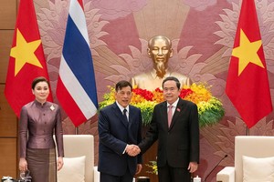 Chủ tịch Quốc hội Trần Thanh Mẫn hội kiến Nhà vua Thái Lan Maha Vajiralongkorn Phra Vajiraklaochaoyuhua và Hoàng hậu.