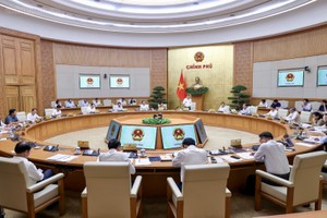 Thủ tướng Lê Minh Hưng chủ trì Phiên họp chuyên đề xây dựng pháp luật tháng 9/2026. Ảnh: chinhphu.vn/Nhật Bắc
