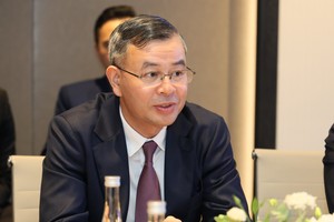Bộ trưởng Bộ Tài chính Ngô Văn Tuấn tại buổi làm việc. Ảnh: Mạnh Tuấn