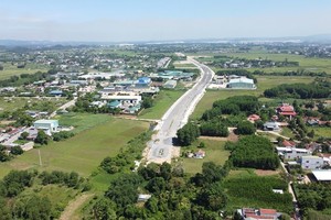 Dự án Đường nối từ cầu Thạch Bích đến Tịnh Phong có tổng vốn đầu tư hơn 694 tỷ đồng.