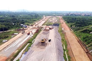 Nhiều địa phương trong cả nước đang nỗ lực giải ngân vốn đầu tư công.