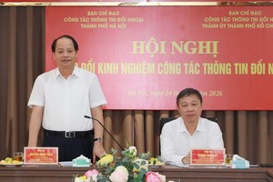 Trưởng ban Tuyên giáo Thành ủy Hà Nội Nguyễn Doãn Toản phát biểu tại hội nghị.