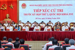 Thủ tướng Lê Minh Hưng cùng đoàn đại biểu Quốc hội thành phố Hải Phòng tiếp xúc cử tri trước kỳ họp thứ 2, Quốc hội khóa XVI - Ảnh: chinhphu.vn