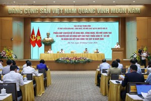 Thủ tướng Chính phủ Lê Minh Hưng, Trưởng Ban Chỉ đạo Trung ương về phát triển khoa học, công nghệ, đổi mới sáng tạo và chuyển đổi số, chủ trì phiên họp đầu tiên của Ban Chỉ đạo sau khi kiện toàn theo Quyết định số 208-QĐ/TW của Bộ Chính trị - Ảnh: chinhphu.vn