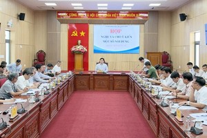 Lãnh đạo UBND tỉnh Quảng Ngãi họp để tháo gỡ nguồn vật liệu xây dựng thông thường, đặc biệt là đá trên địa bàn tỉnh.