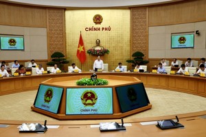 Phó Thủ tướng Thường trực Chính phủ Phạm Gia Túc, Trưởng Ban Chỉ đạo về giải quyết các vấn đề khó khăn, vướng mắc các dự án tồn đọng (Ban Chỉ đạo 751) chủ trì cuộc họp của Ban Chỉ đạo - Ảnh: chinhphu.vn