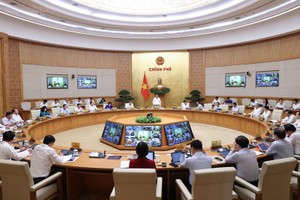 Thủ tướng Chính phủ Lê Minh Hưng chủ trì phiên họp Chính phủ thường kỳ tháng 9/2026 và trực tuyến với các bộ ngành, địa phương - Ảnh: chinhphu.vn