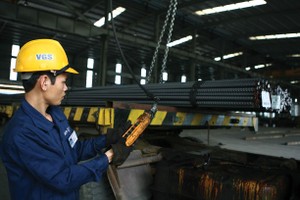 Nhu cầu thép trong nước được kỳ vọng tăng nhờ xây dựng, hạ tầng và đầu tư công