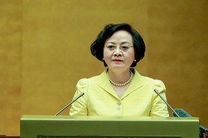  Bí thư Trung ương Đảng, Phó Thủ tướng Phạm Thị Thanh Trà đã trình bày những nội dung trọng tâm, cốt lõi của Kết luận số 105-KL/TW Hội nghị Trung ương 4 về thu hút và trọng dụng nhân tài trong các ngành, lĩnh vực mũi nhọn, phục vụ đất nước phát triển nhanh, bền vững. Ảnh: Đức Thanh.