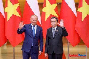 Chủ tịch Quốc hội Trần Thanh Mẫn đã hội kiến Thủ tướng Ba Lan Donald Tusk.