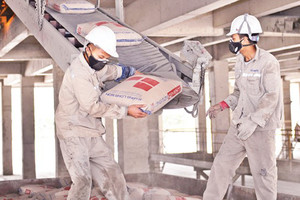 Tiêu thụ xi măng trong nước và xuất khẩu đều khởi sắc.