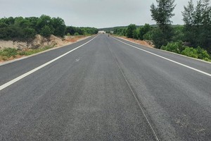 Dự án Thành phần 1 đường ven biển Quảng Bình (cũ) qua xã Sen Ngư.