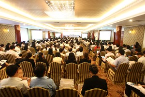 Hàng trăm DN tới tham dự Hội nghị