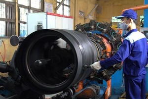 Vinachem thoái vốn: Tình cảnh trái ngược tại 2 thương vụ đấu giá DRC và SRC