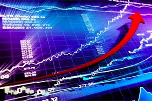 Giảm gần 28 điểm, thanh khoản hơn 1,2 tỷ USD, nhà đầu tư nên làm gì? 