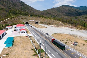 Nhiều cổ đông chuyển nhượng quyền mua đợt phát hành thêm của Đèo Cả (HHV)