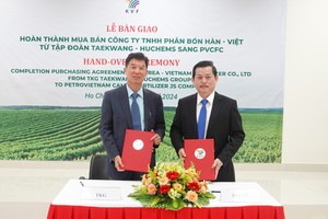 Phân bón Cà Mau (DCM) nhận bàn giao Phân bón Hàn - Việt