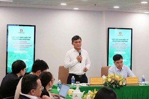 Ông Văn Tiến Thanh – Tổng giám đốc PVCFC chia sẻ tình hình kinh doanh và định hướng phát triển của doanh nghiệp tại buổi gặp gỡ nhà đầu tư