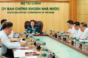  Vốn hoá thị trường chứng khoán đạt 10,57 triệu tỷ đồng, tương đương 82,3% GDP 