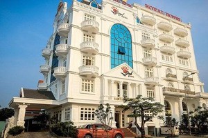 Quốc tế Hoàng Gia (RIC): Thành viên HĐQT đã bán toàn bộ hơn 2,9 triệu cổ phiếu