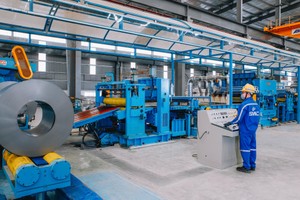 HOSE lưu ý cổ phiếu SMC bị huỷ niêm yết bắt buộc