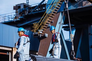 Hòa Phát (HPG) đã bán ra thị trường 402.000 tấn thép trong tháng 1