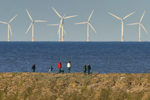 Anh giảm nguy cơ mất điện nhờ gia tăng năng lượng tái tạo