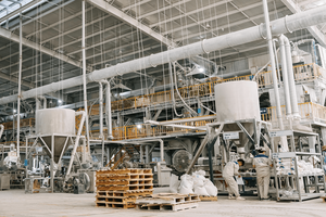 Nhựa Pha Lê (PLP) muốn chào bán 20 triệu cổ phiếu riêng lẻ, giá 10.000 đồng/CP