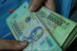 Nhiều doanh nghiệp thông báo tạm ứng cổ tức 2013