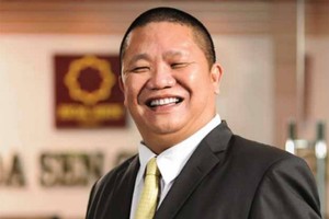 Ông Lê Phước Vũ muốn "rút tên" khỏi top 10 người giàu nhất sàn chứng khoán?