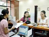 Lãi suất huy động vốn của các ngân hàng thương mại tiếp tục tăng nóng.
