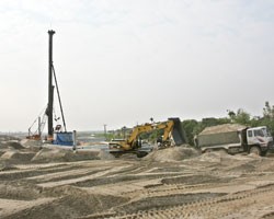 Hiện có tới 4.064 dự án đầu tư thuộc diện chậm tiến độ.