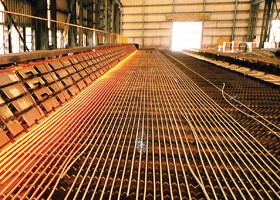 Cổ phiếu thép có “ăn theo” sóng ngành?