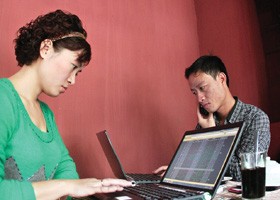 Một môi giới giỏi phải có kinh nghiệp tư vấn, chăm sóc khách hàng.