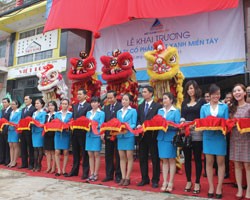 Khai trương Công ty Đất Xanh miền Tây