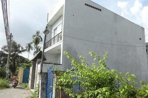 Một trong các căn nhà xây trái phép tại khu phố 7 