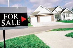 Mua bất động sản ngoại, "đi dễ khó về"