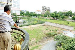 Hậu quả thả nổi việc chia lô bán nền