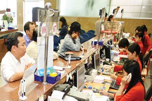 Vốn cuối năm: Ưu đãi nhiều, giải ngân khó